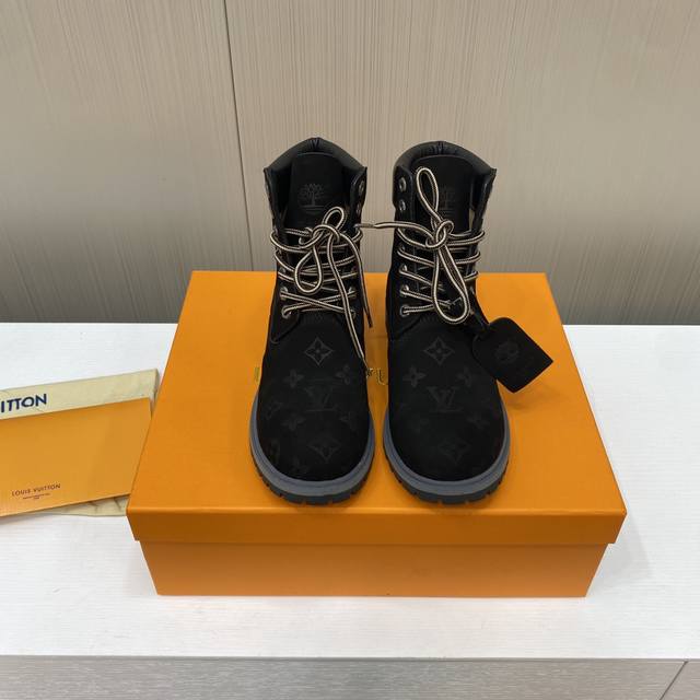 出厂价 顶级品质 Louis Vuitton X Timberland联名 Via Instagram Lv 224 早秋 添柏岚 大黄靴 众多明星上脚 多组穿